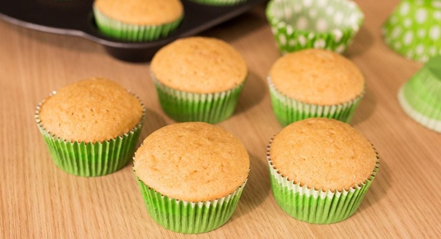 receta-cupcakes-retirar-del-horno-deja-enfriar-los-moldes-axion