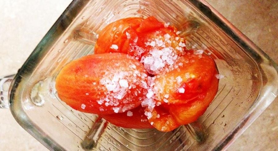 prepara tu propio puré de tomate