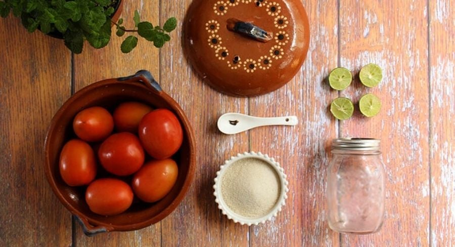 ingredientes sobre la mesa