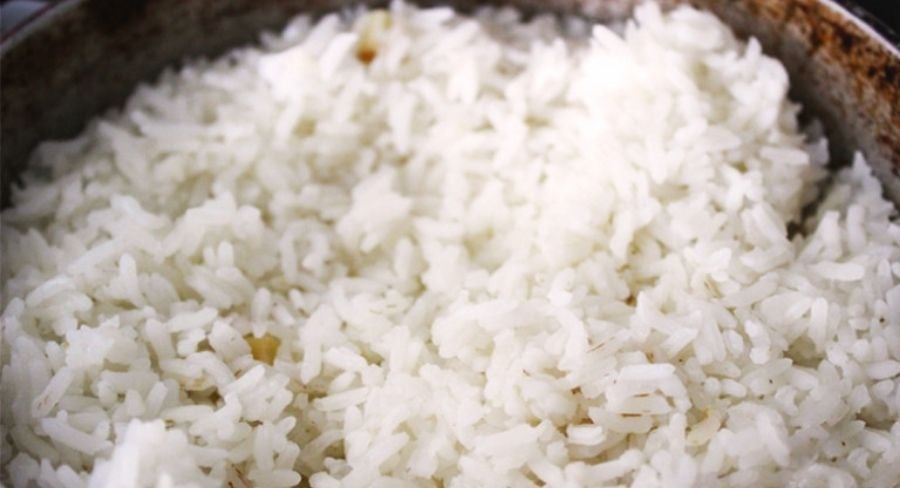 Cómo eliminar el olor ahumado del arroz quemado
