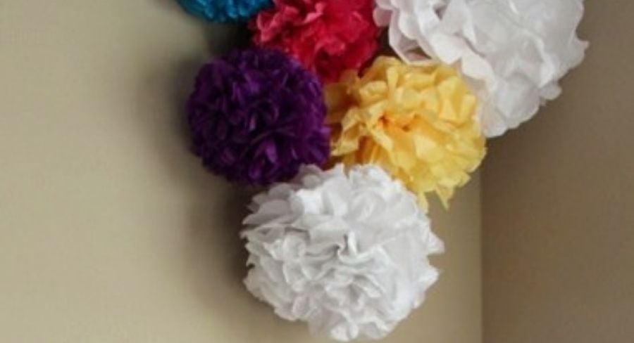 Crea pompones decorativos