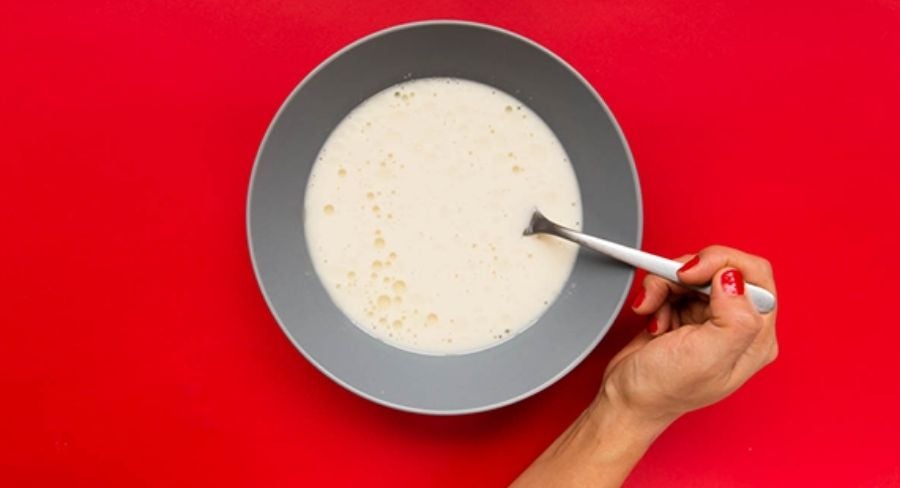 Mezcla leche y aceite vegetal