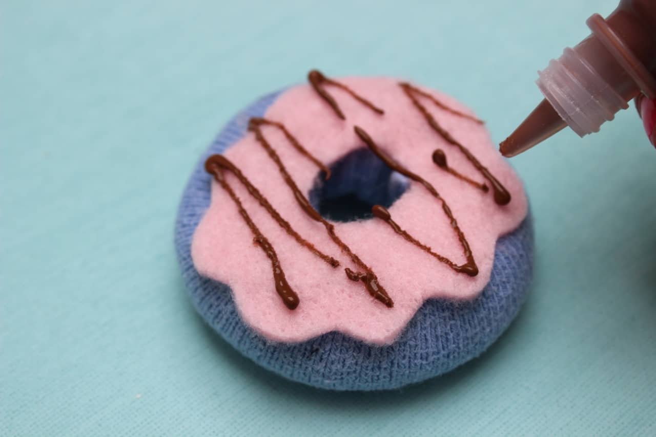 Instrucción 6 para realizar dona en tela